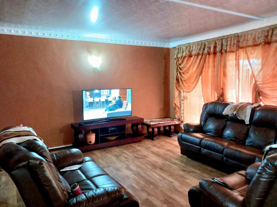 3 Bedroom Property for Sale in Selcourt Ext 3 Gauteng