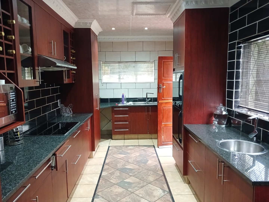 3 Bedroom Property for Sale in Selcourt Ext 3 Gauteng