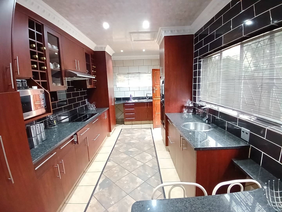 3 Bedroom Property for Sale in Selcourt Ext 3 Gauteng