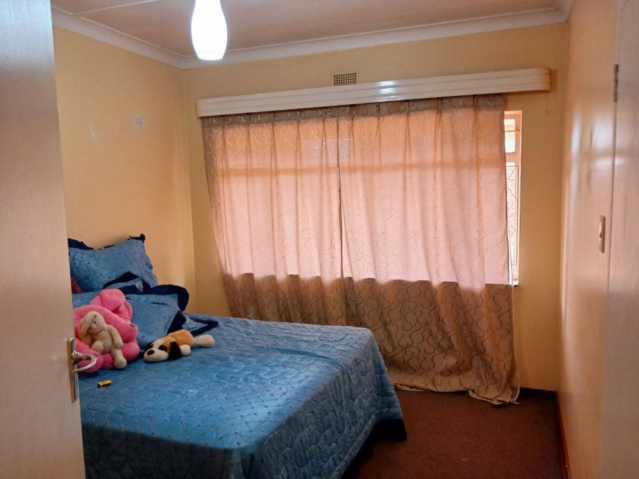 3 Bedroom Property for Sale in Selcourt Ext 3 Gauteng