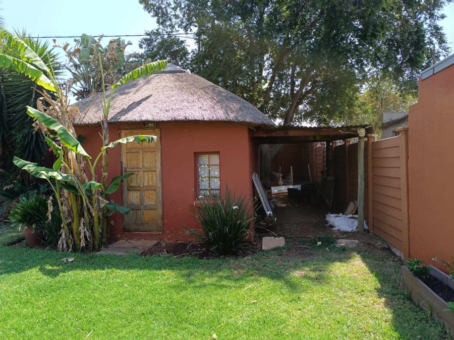 2 Bedroom Property for Sale in Valhalla Gauteng