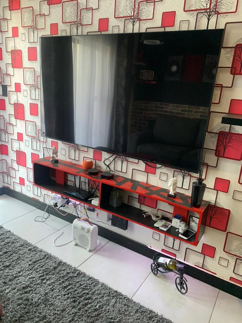 To Let 1 Bedroom Property for Rent in Crowthorne AH Gauteng
