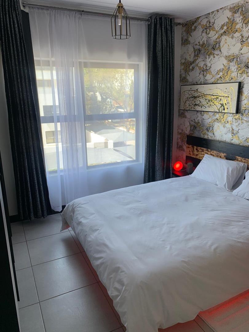 To Let 1 Bedroom Property for Rent in Crowthorne AH Gauteng