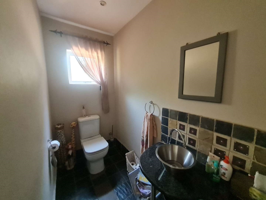 3 Bedroom Property for Sale in Eldopark Gauteng