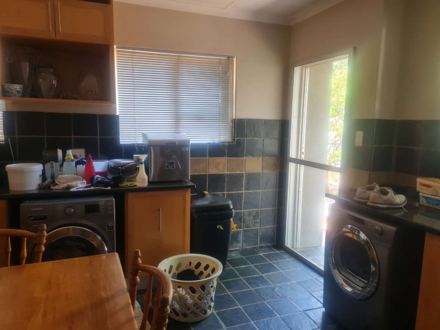 3 Bedroom Property for Sale in Eldopark Gauteng