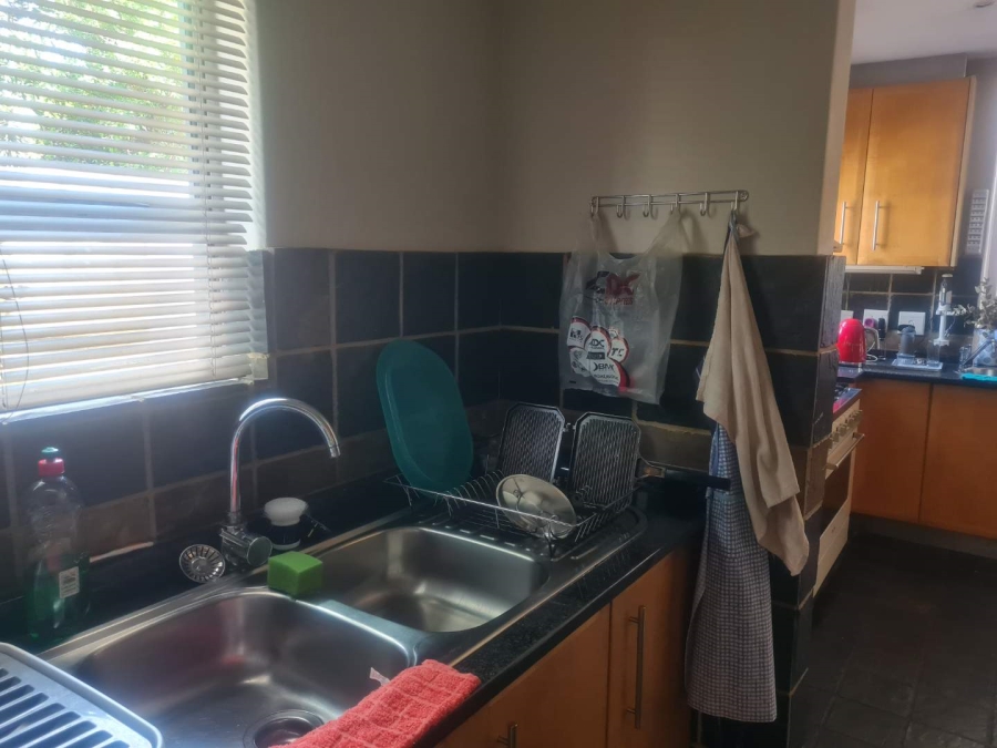 3 Bedroom Property for Sale in Eldopark Gauteng