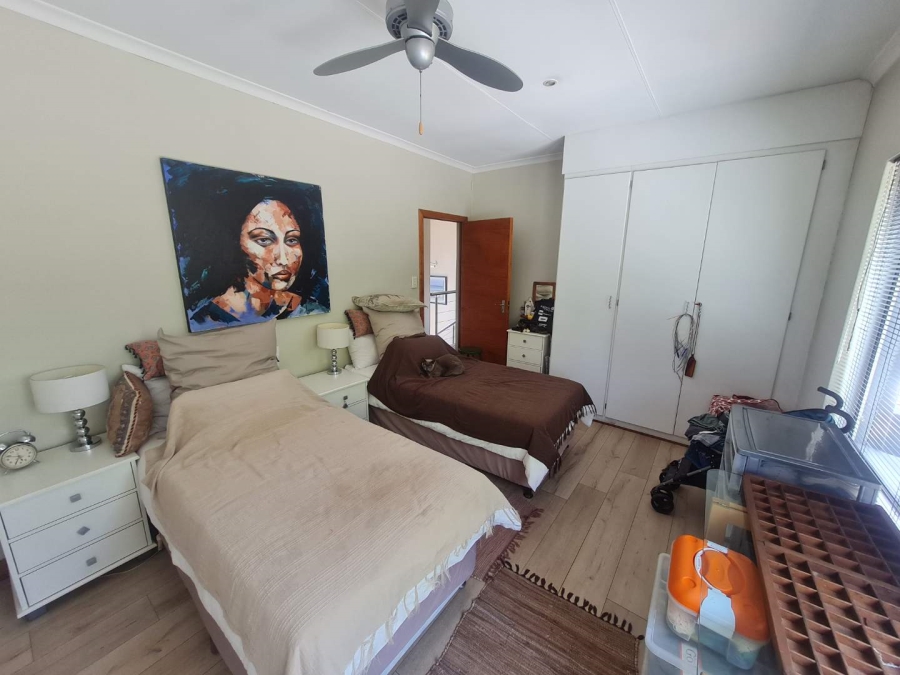 3 Bedroom Property for Sale in Eldopark Gauteng