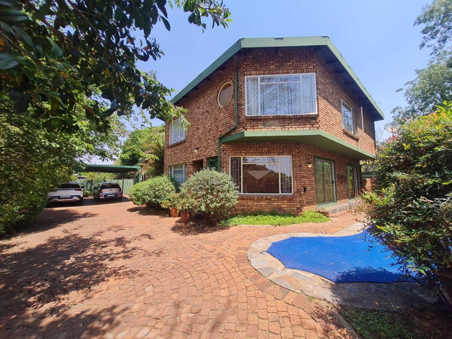 5 Bedroom Property for Sale in Lyttelton Manor Gauteng