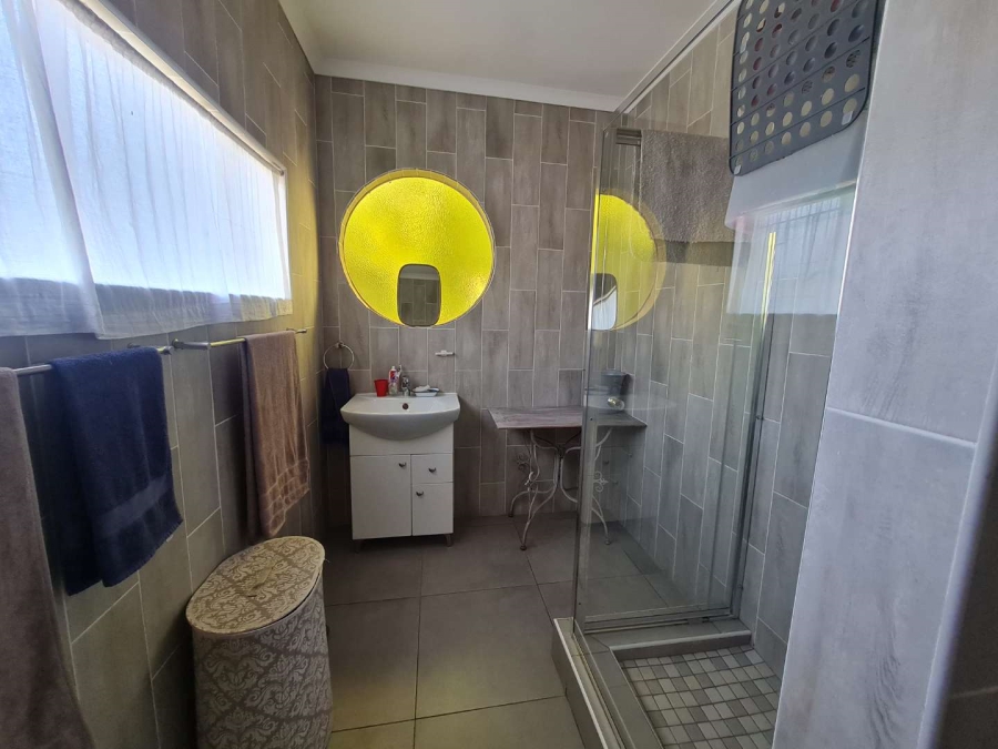 5 Bedroom Property for Sale in Lyttelton Manor Gauteng