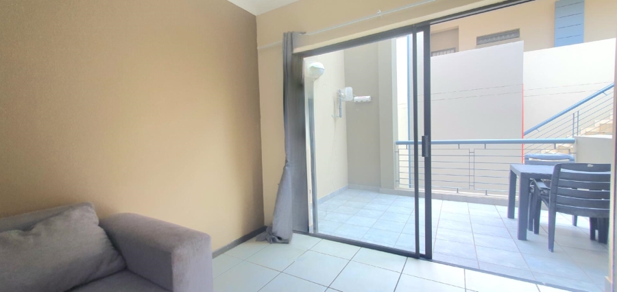 To Let 2 Bedroom Property for Rent in Ruimsig Gauteng