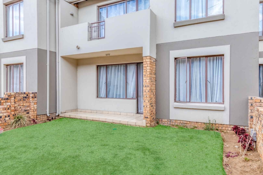 2 Bedroom Property for Sale in Esther Park Gauteng