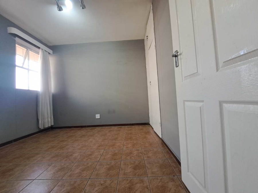 4 Bedroom Property for Sale in Muckleneuk Gauteng