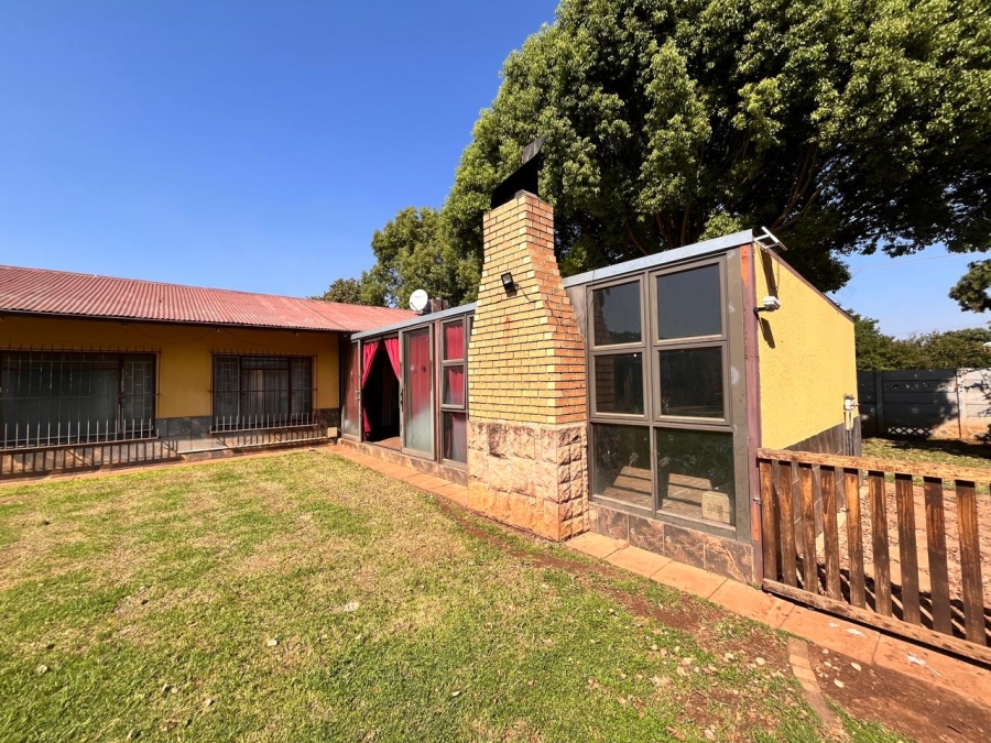 To Let 4 Bedroom Property for Rent in Roseville Gauteng