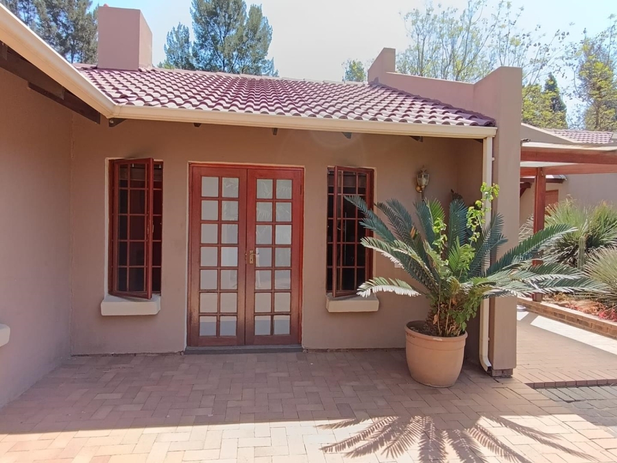 8 Bedroom Property for Sale in President Park Gauteng