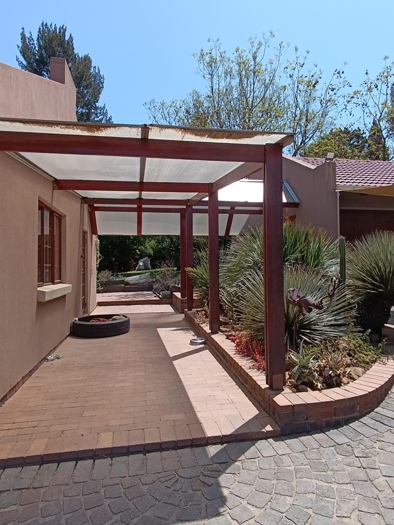 8 Bedroom Property for Sale in President Park Gauteng