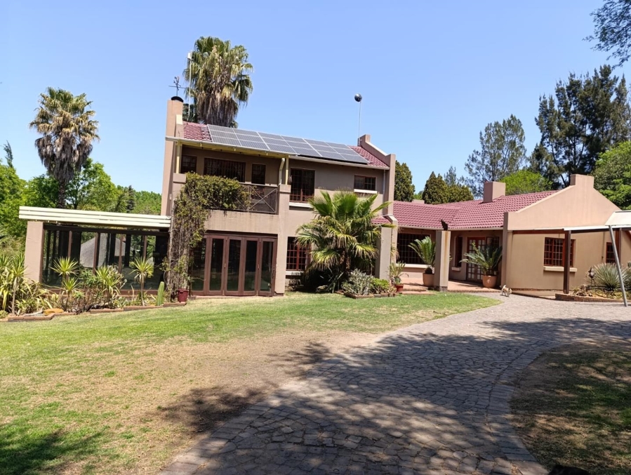 8 Bedroom Property for Sale in President Park Gauteng