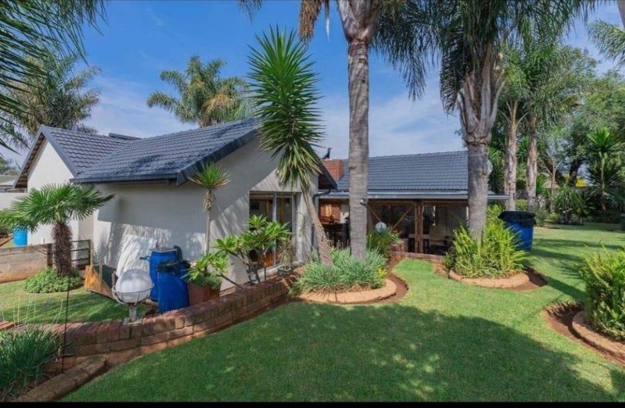 3 Bedroom Property for Sale in Van Riebeeck Park Gauteng