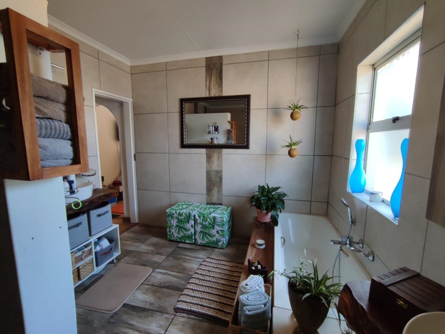 3 Bedroom Property for Sale in Van Riebeeck Park Gauteng