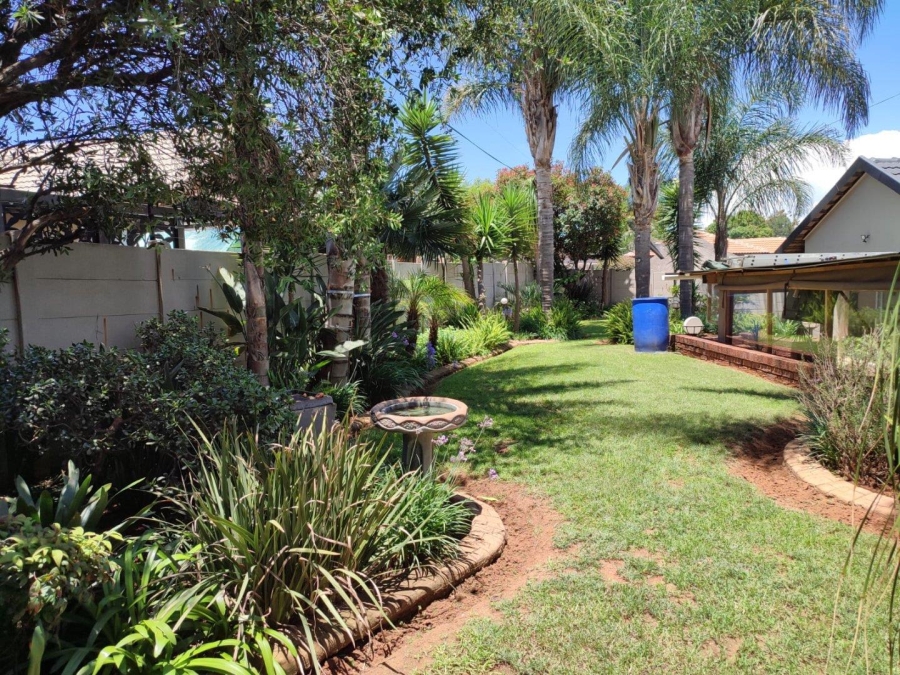 3 Bedroom Property for Sale in Van Riebeeck Park Gauteng