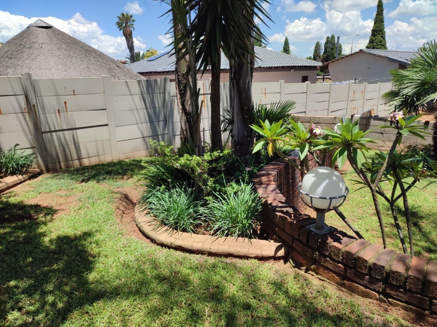 3 Bedroom Property for Sale in Van Riebeeck Park Gauteng