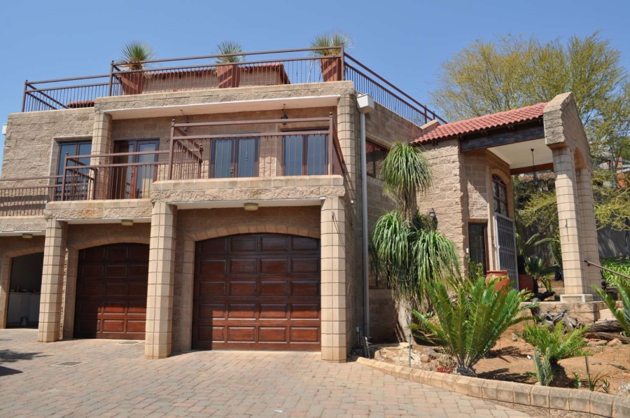 To Let 4 Bedroom Property for Rent in Wapadrand Gauteng