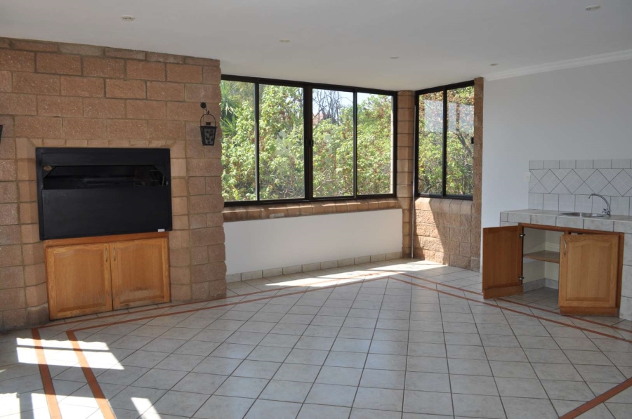 To Let 4 Bedroom Property for Rent in Wapadrand Gauteng