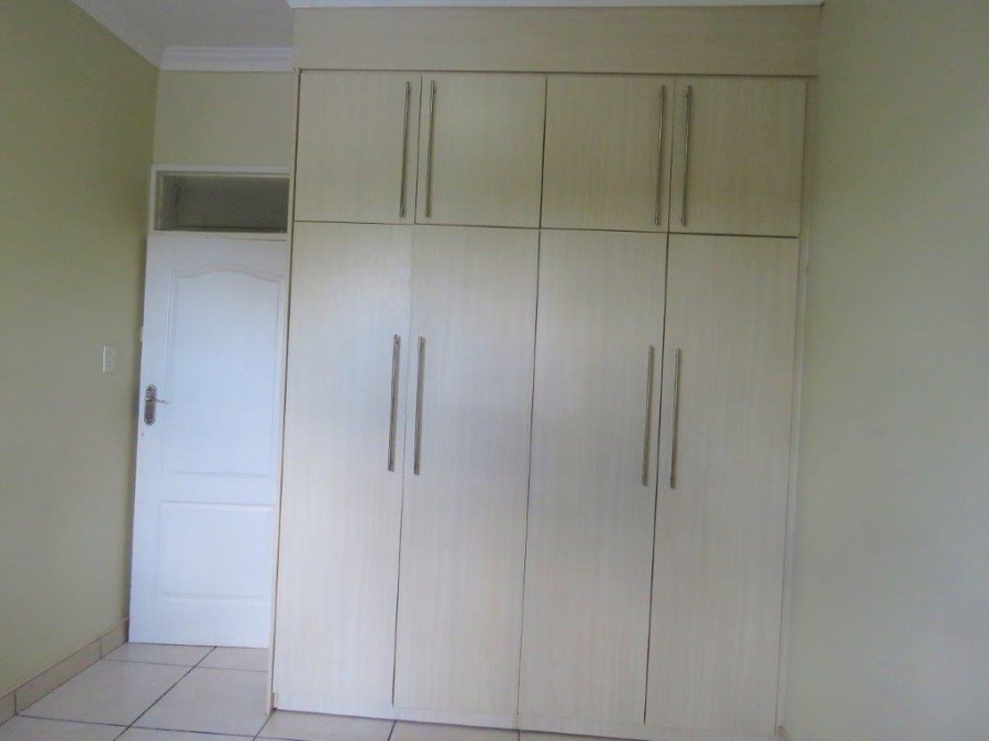 3 Bedroom Property for Sale in Robertsham Gauteng