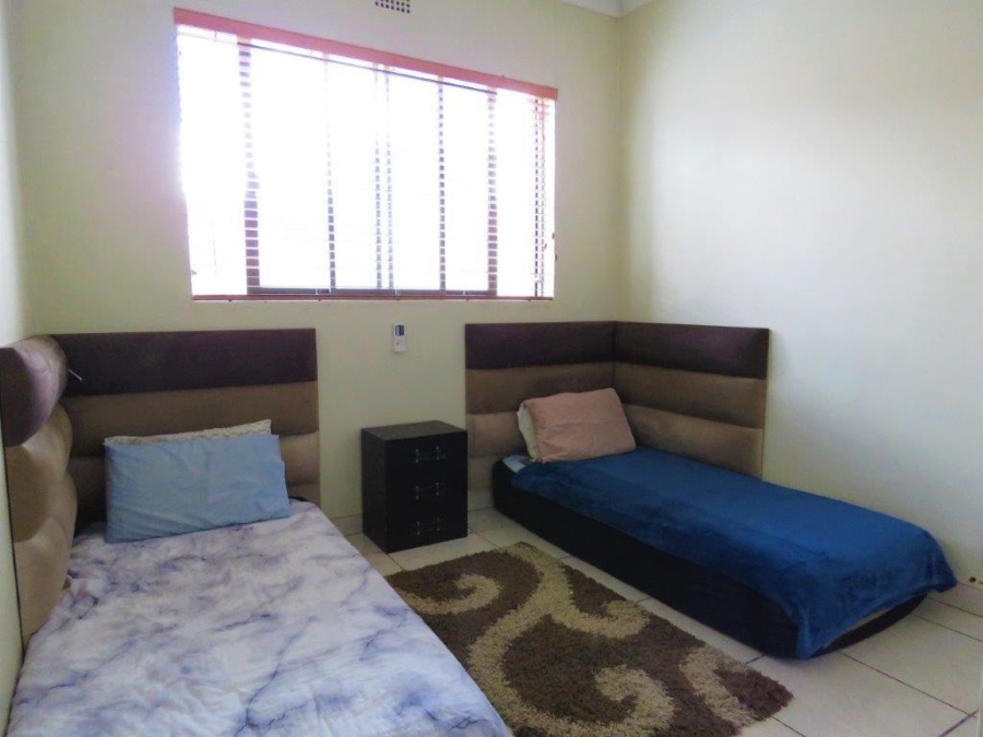 3 Bedroom Property for Sale in Robertsham Gauteng