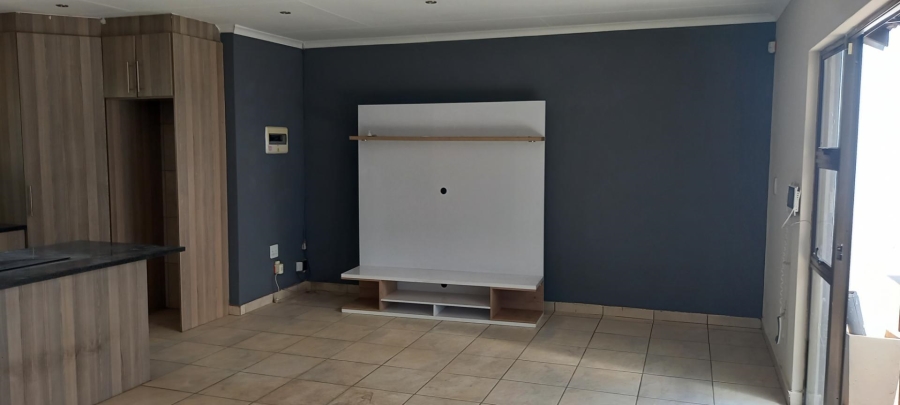 3 Bedroom Property for Sale in Brackendowns Gauteng