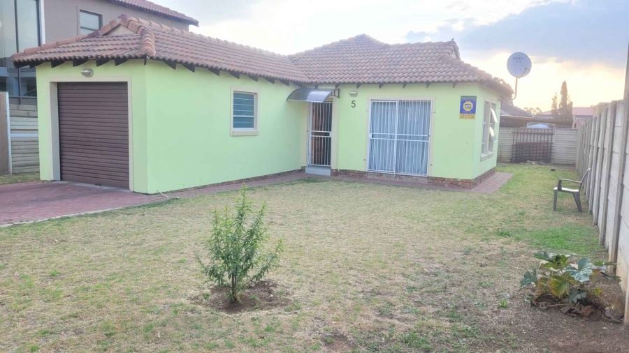 3 Bedroom Property for Sale in Alveda Park Gauteng