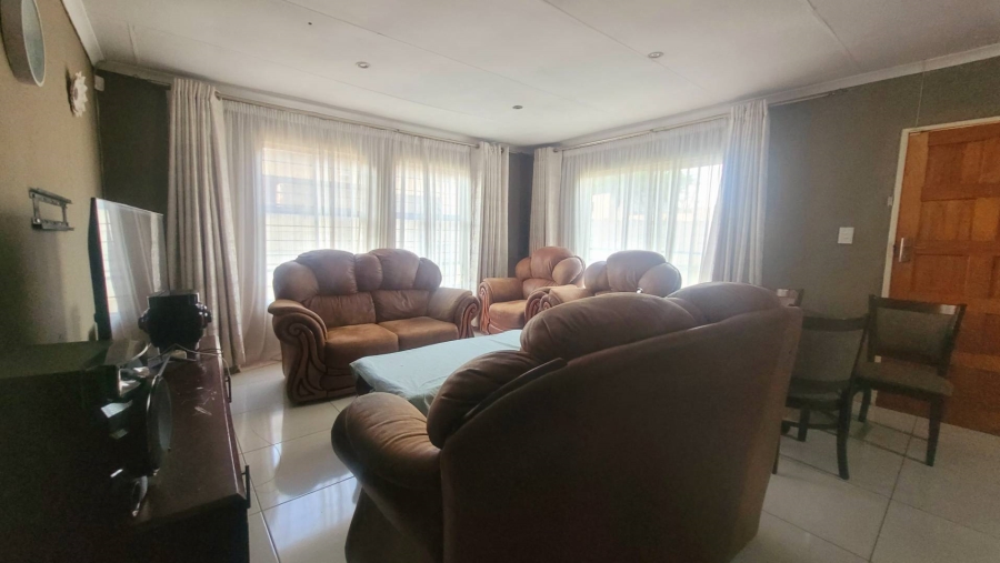 3 Bedroom Property for Sale in Alveda Park Gauteng