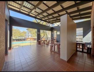 1 Bedroom Property for Sale in Oakdene Gauteng