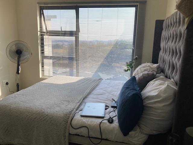 1 Bedroom Property for Sale in Oakdene Gauteng