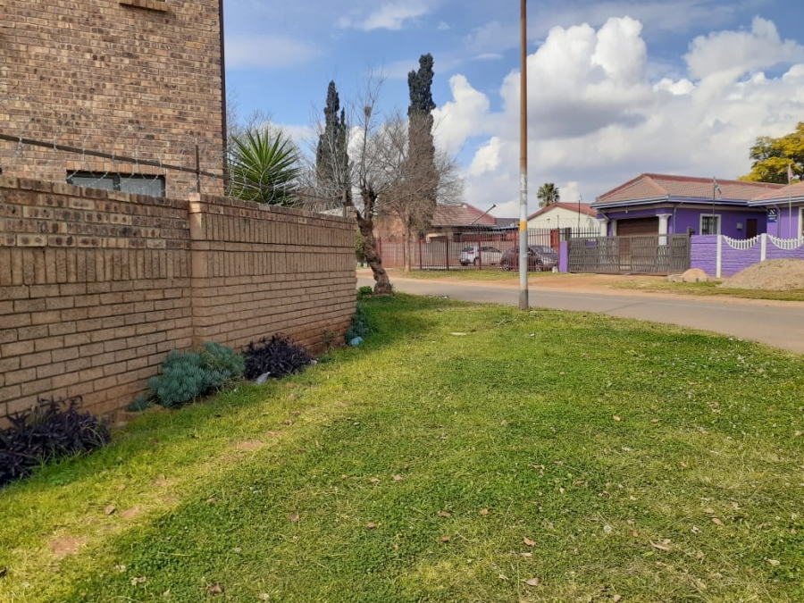 4 Bedroom Property for Sale in Palm Ridge Gauteng