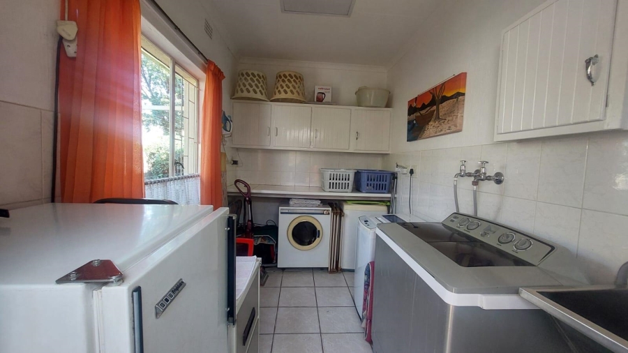 3 Bedroom Property for Sale in Brackendowns Gauteng