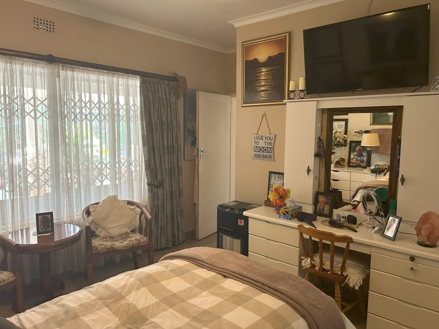 3 Bedroom Property for Sale in Brackendowns Gauteng