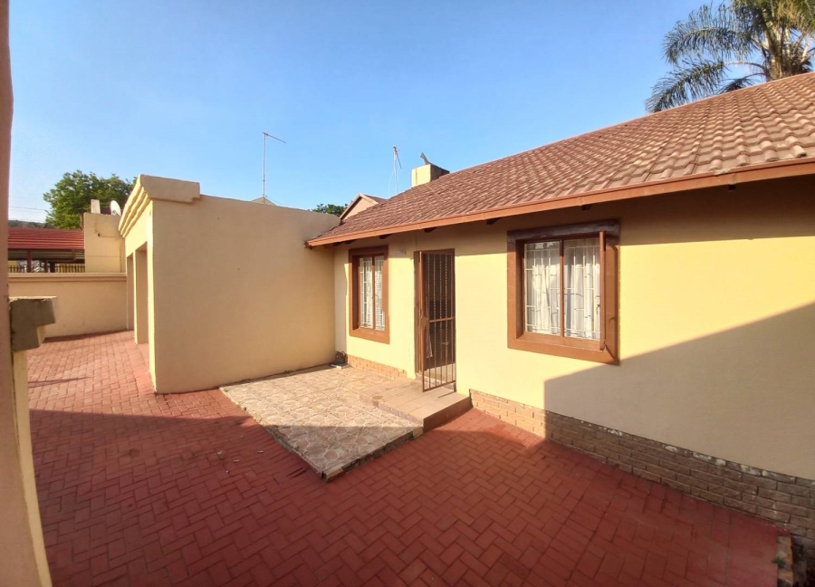 3 Bedroom Property for Sale in Elandspoort Gauteng