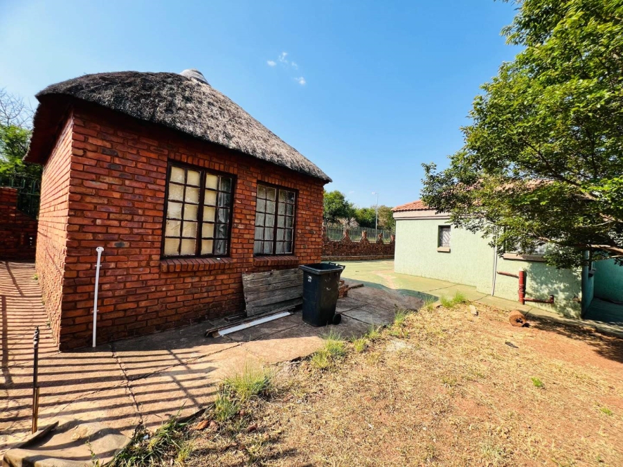 4 Bedroom Property for Sale in Danville Gauteng