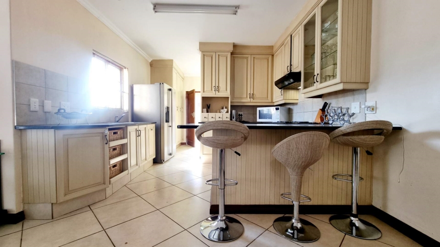 3 Bedroom Property for Sale in Olympus Gauteng