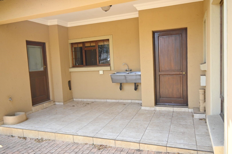 4 Bedroom Property for Sale in Roodeplaat Gauteng