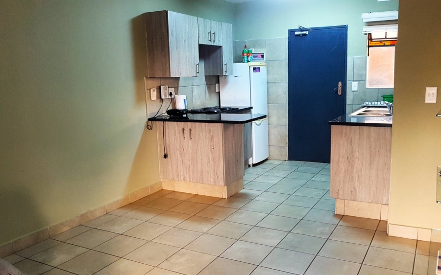 2 Bedroom Property for Sale in Montana Gauteng