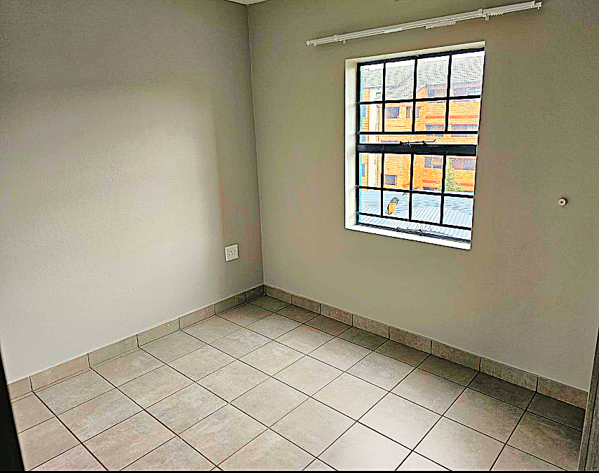 2 Bedroom Property for Sale in Montana Gauteng