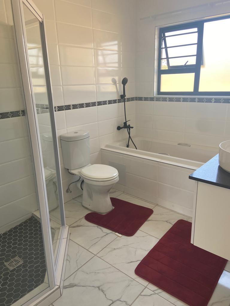 3 Bedroom Property for Sale in Heatherview Gauteng