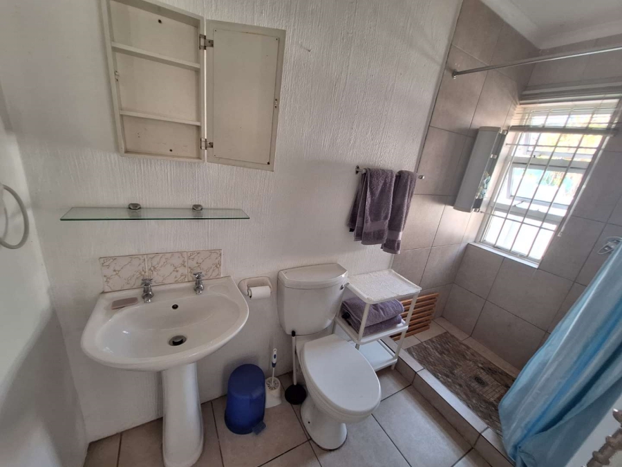 To Let 1 Bedroom Property for Rent in Bordeaux Gauteng