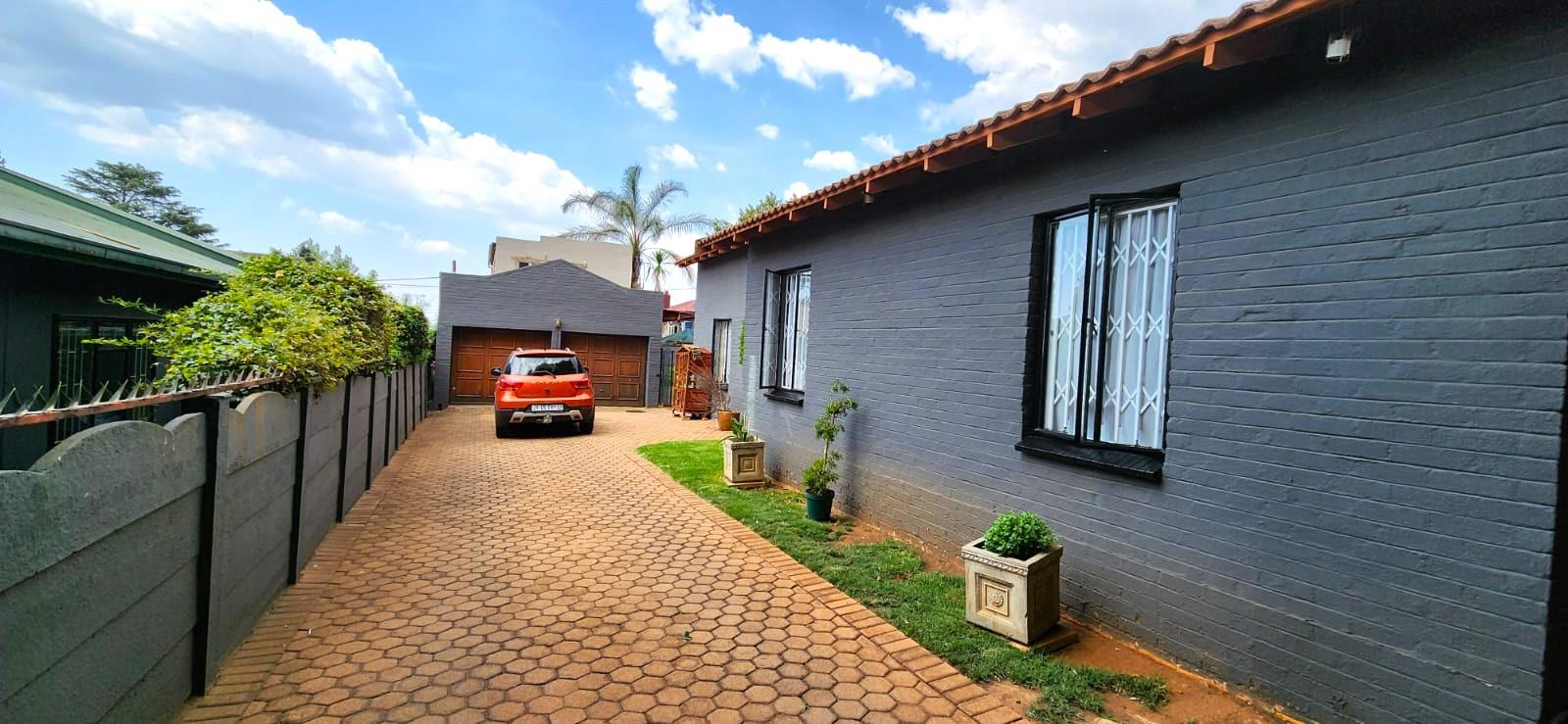 3 Bedroom Property for Sale in Albertville Gauteng