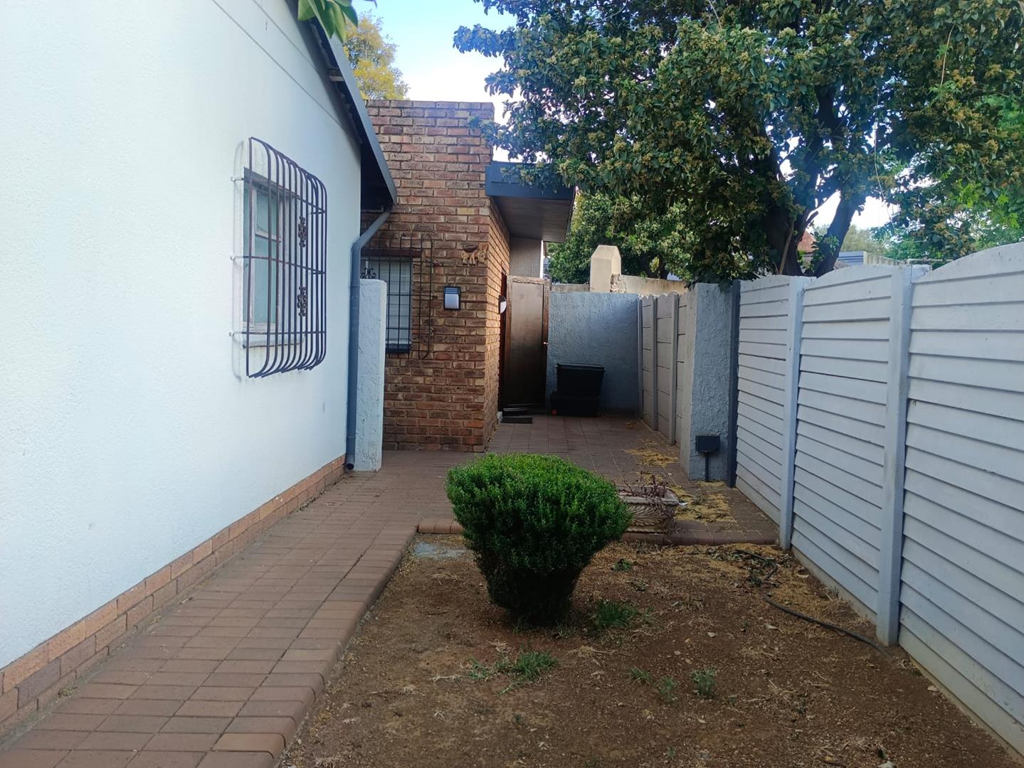 To Let 1 Bedroom Property for Rent in Raceview Gauteng