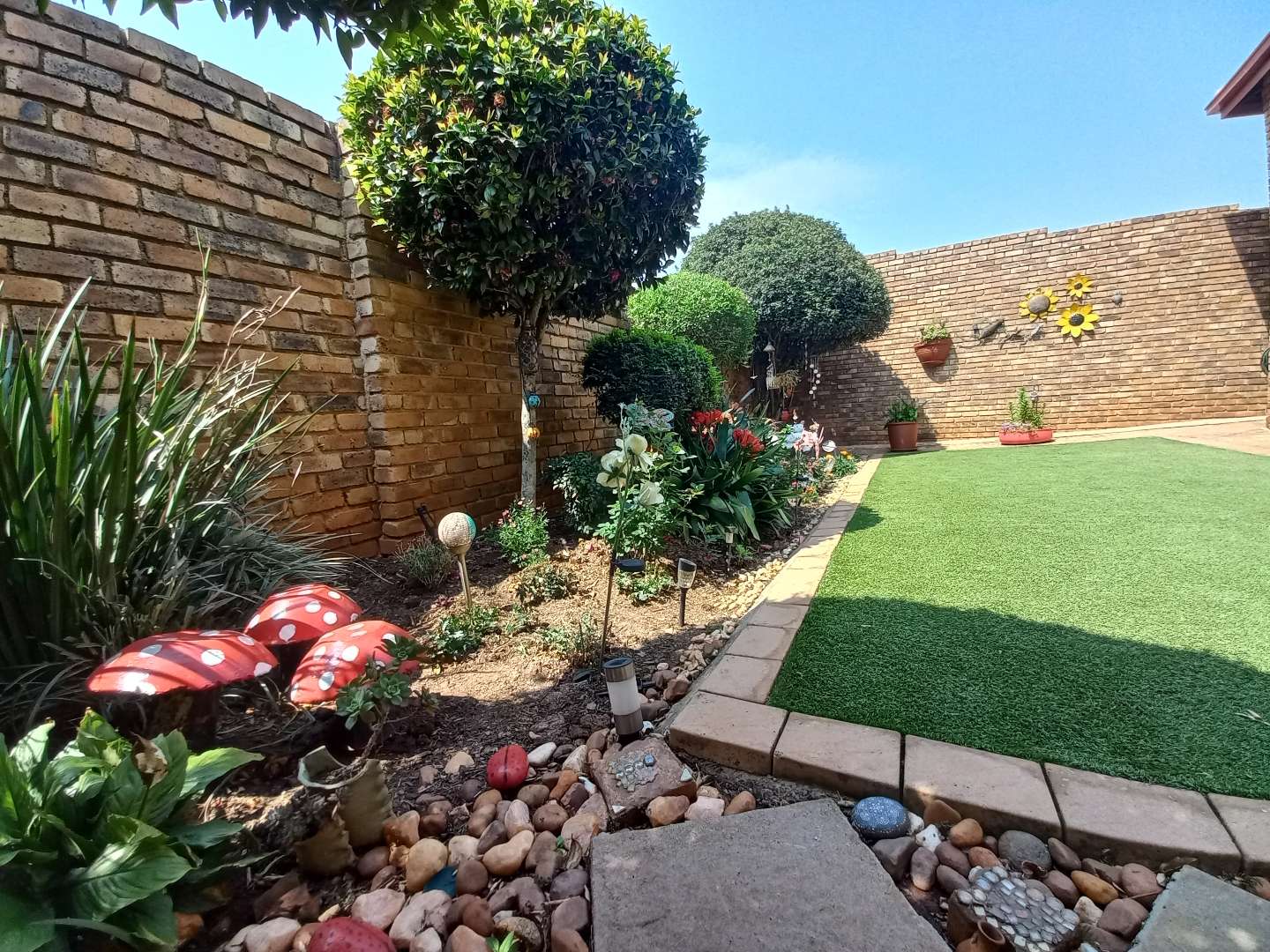 3 Bedroom Property for Sale in Noordheuwel Gauteng