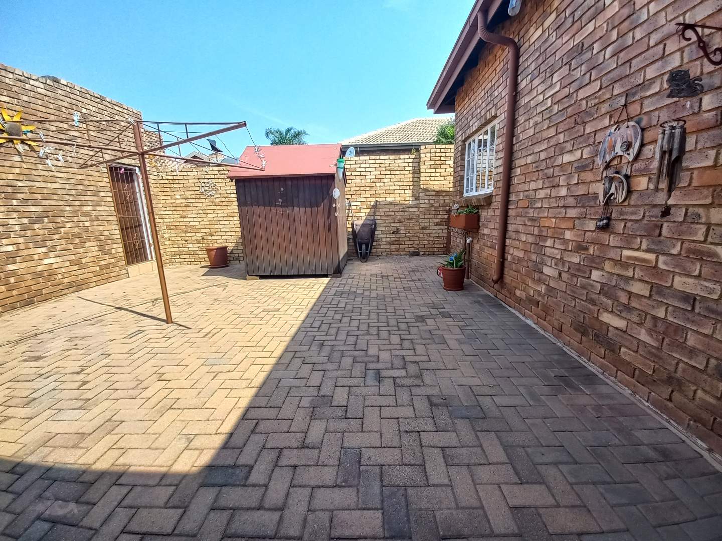 3 Bedroom Property for Sale in Noordheuwel Gauteng