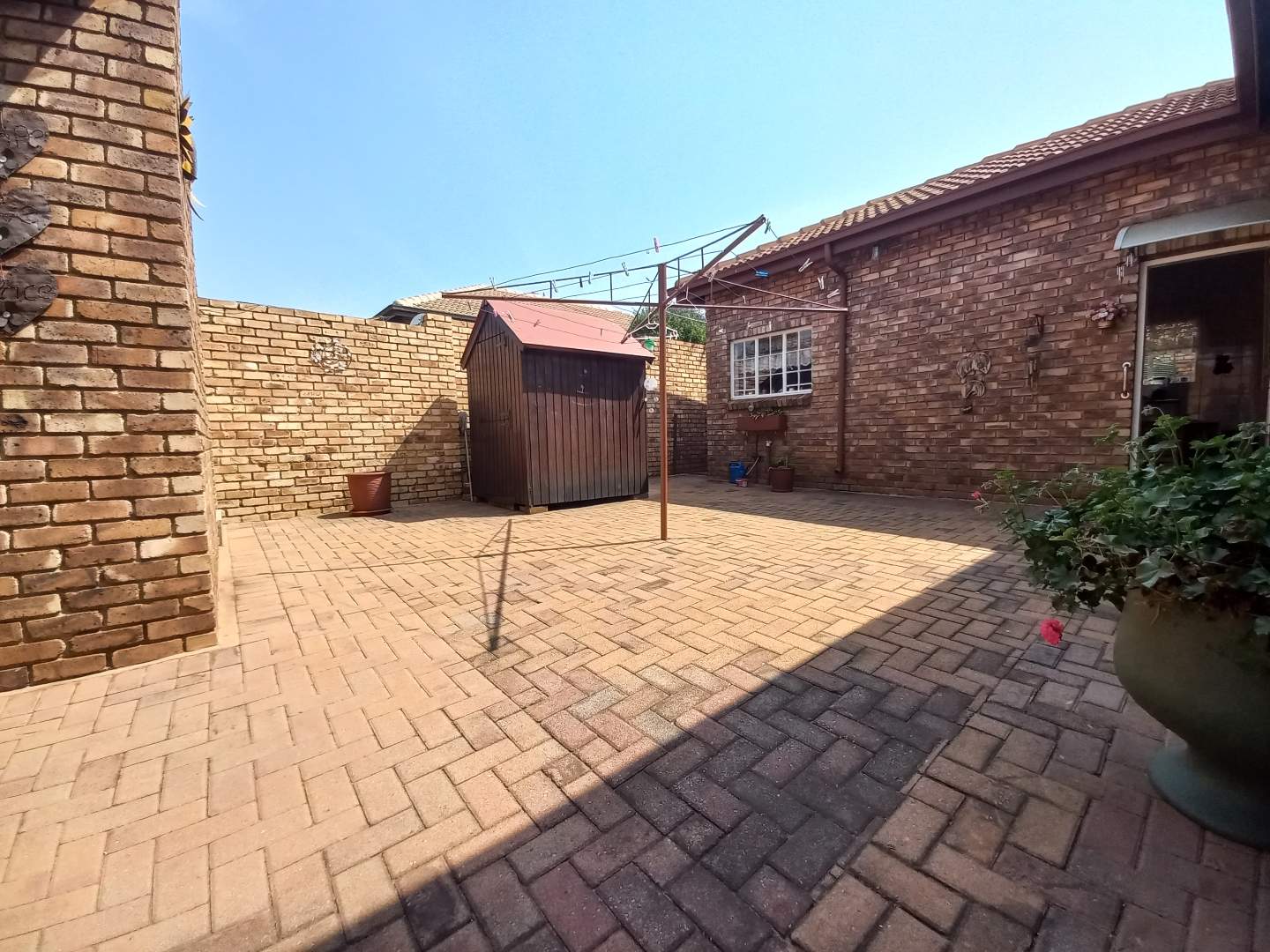 3 Bedroom Property for Sale in Noordheuwel Gauteng