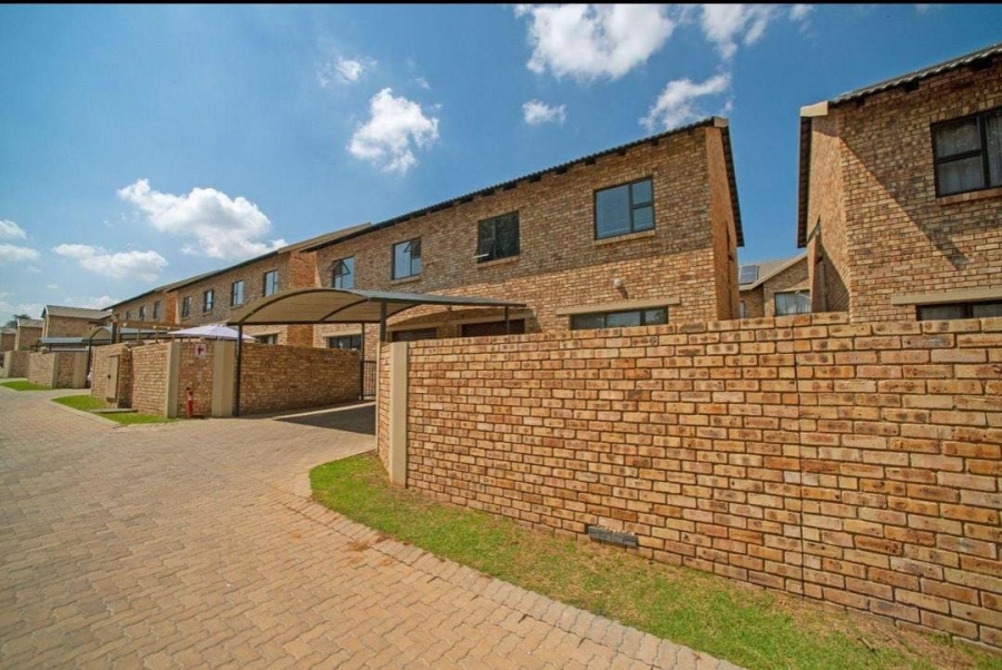 To Let 3 Bedroom Property for Rent in Benoni South Gauteng